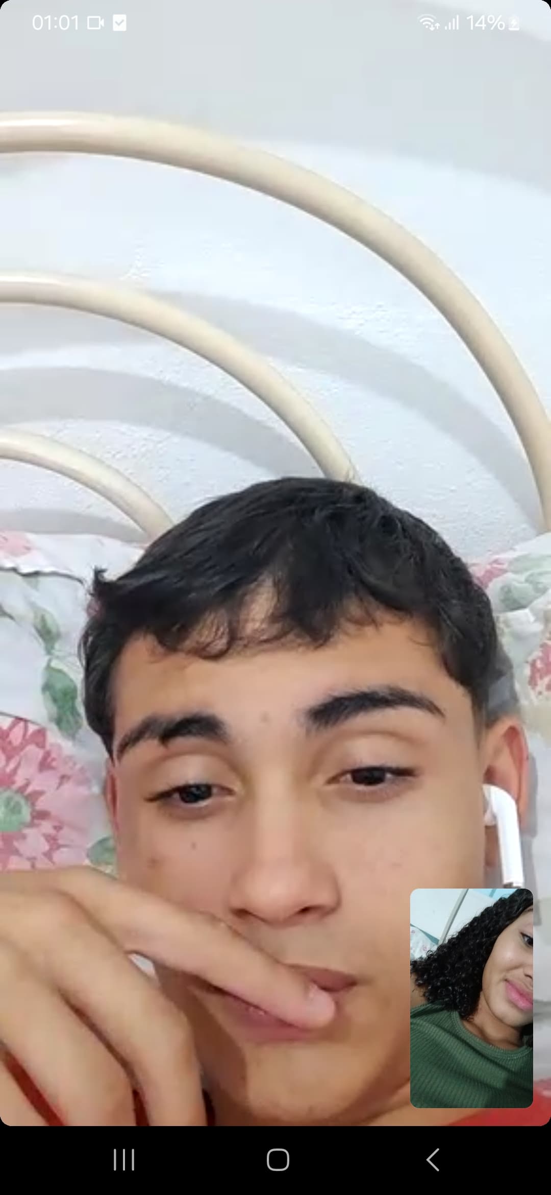 Nossa primeira ligação aonde criamos coragem para ligar um para o outro.