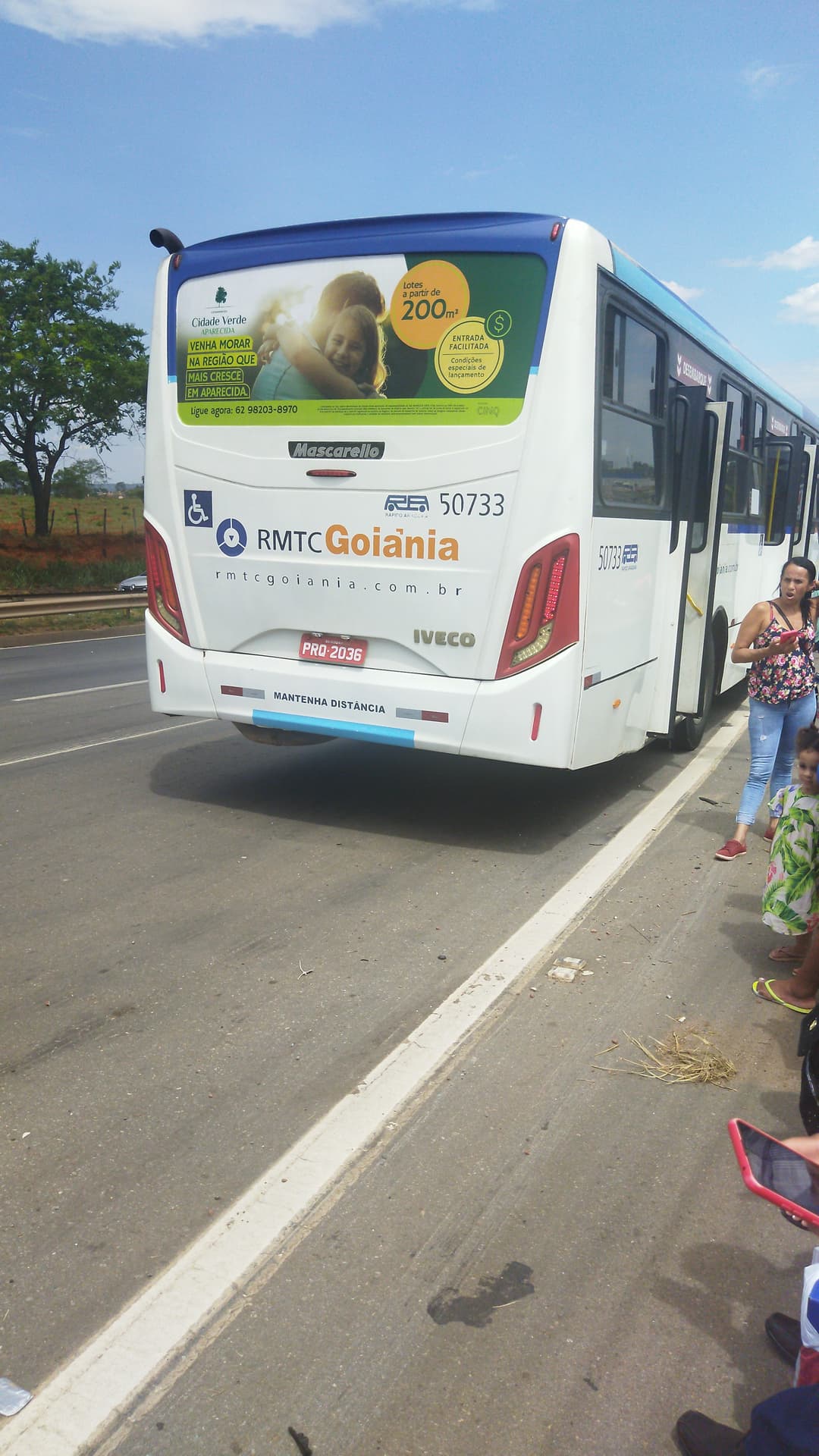 ME LASCANDO PLENO DOMINGO