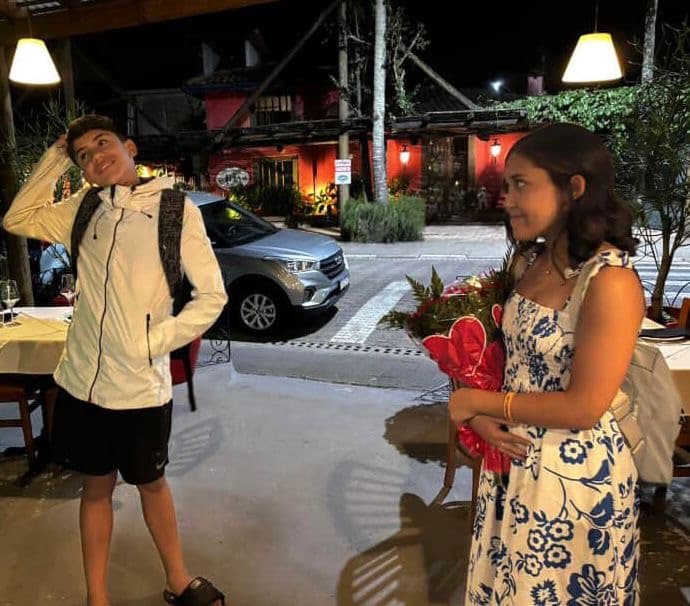 seu dia, seu primeiro presentinho🌹