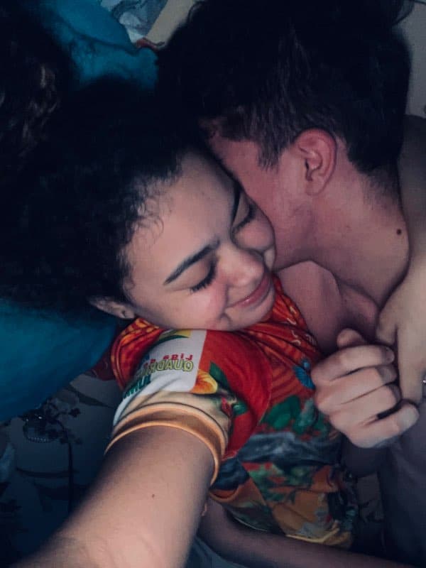 Dia eu fui na sua casa e pimbei com vc