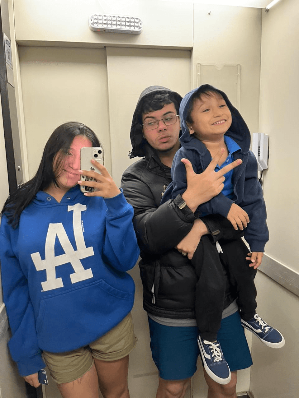 Eu,vc e nosso sobrinho