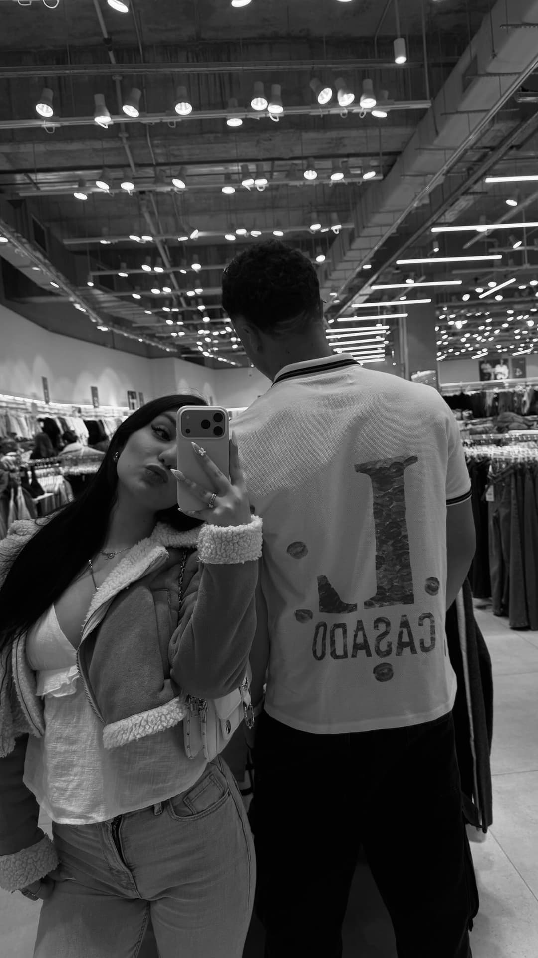 Primeira camisa de beijos e cartinha