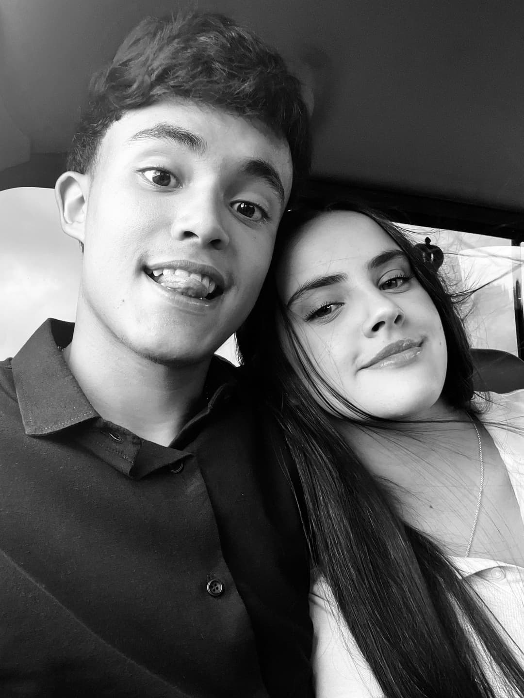 Primeira vez que a gente saiu juntonhos